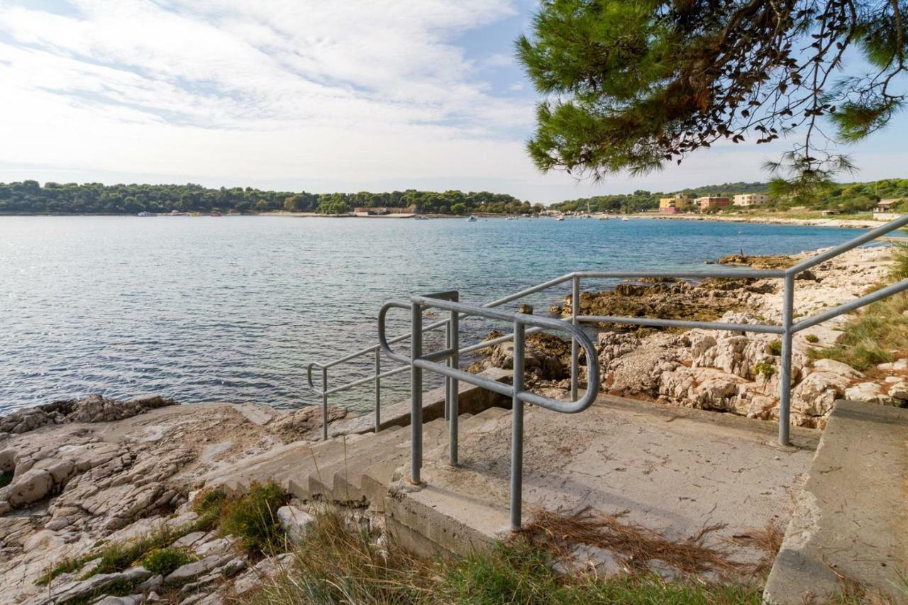 Apartments Tonka Near Beach And Sea プーラ エクステリア 写真
